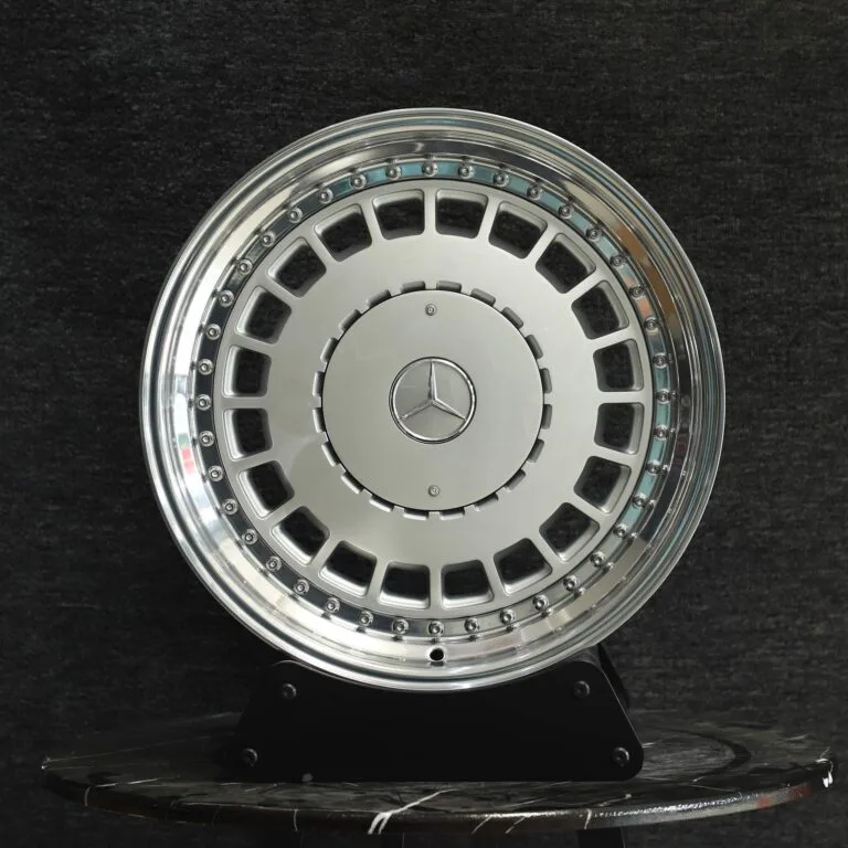 Mercedes-Benz E-Class wheels – Bright Silver Faux 2-Piece Full-Face Riveted Deep Lip, front view