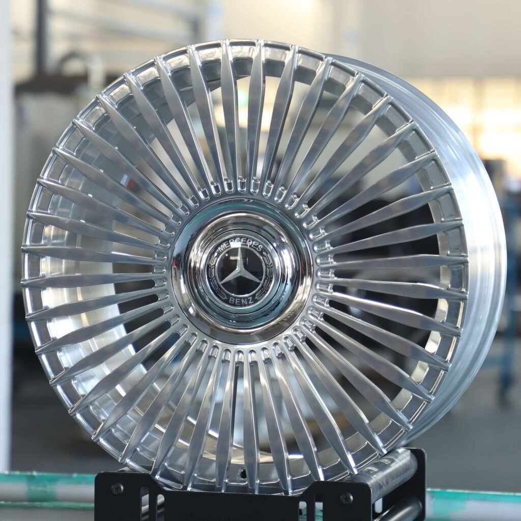 Mercedes-Benz S-Class wheels – Bright Silver Multi-Spoke, angled view