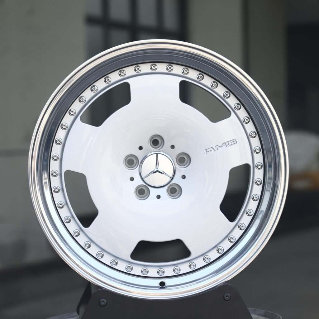 Mercedes-Benz E-Class wheels – Custom Finish 2-Piece Deep Lip, front view