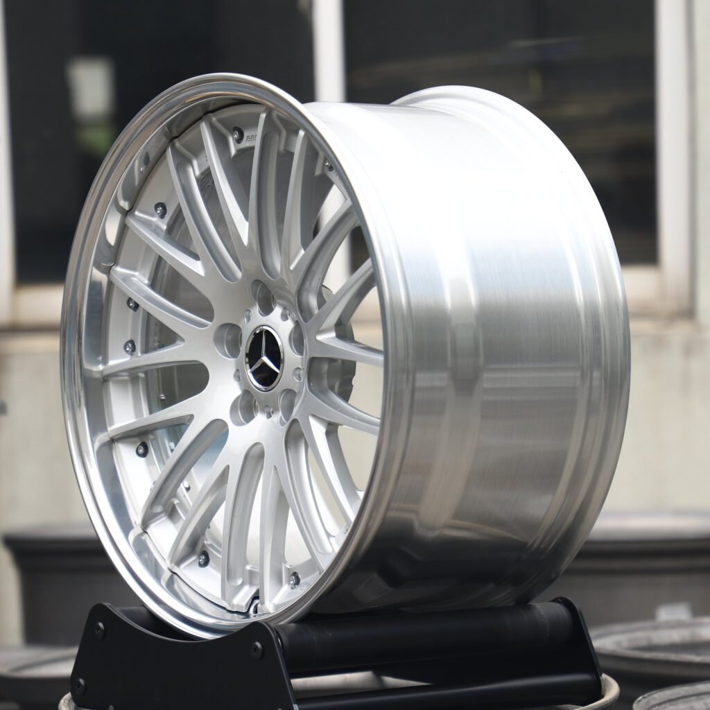 5x112 wheels – Custom Finish 2-Piece, side view