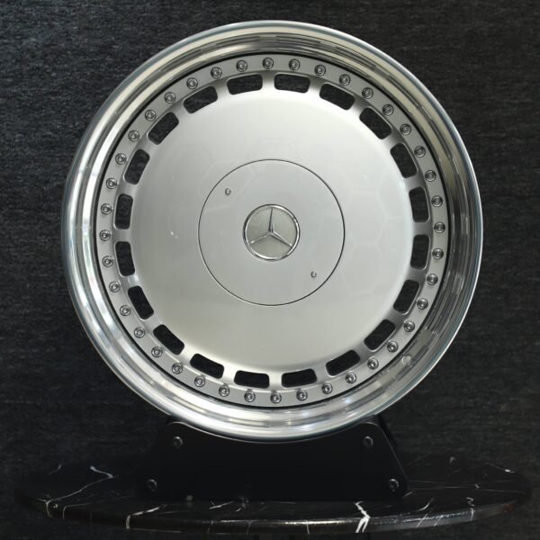 Mercedes-Benz E-Class wheels – Brushed Silver Dish Polished-Lip (Mercedes-Benz OEM-Style), front view