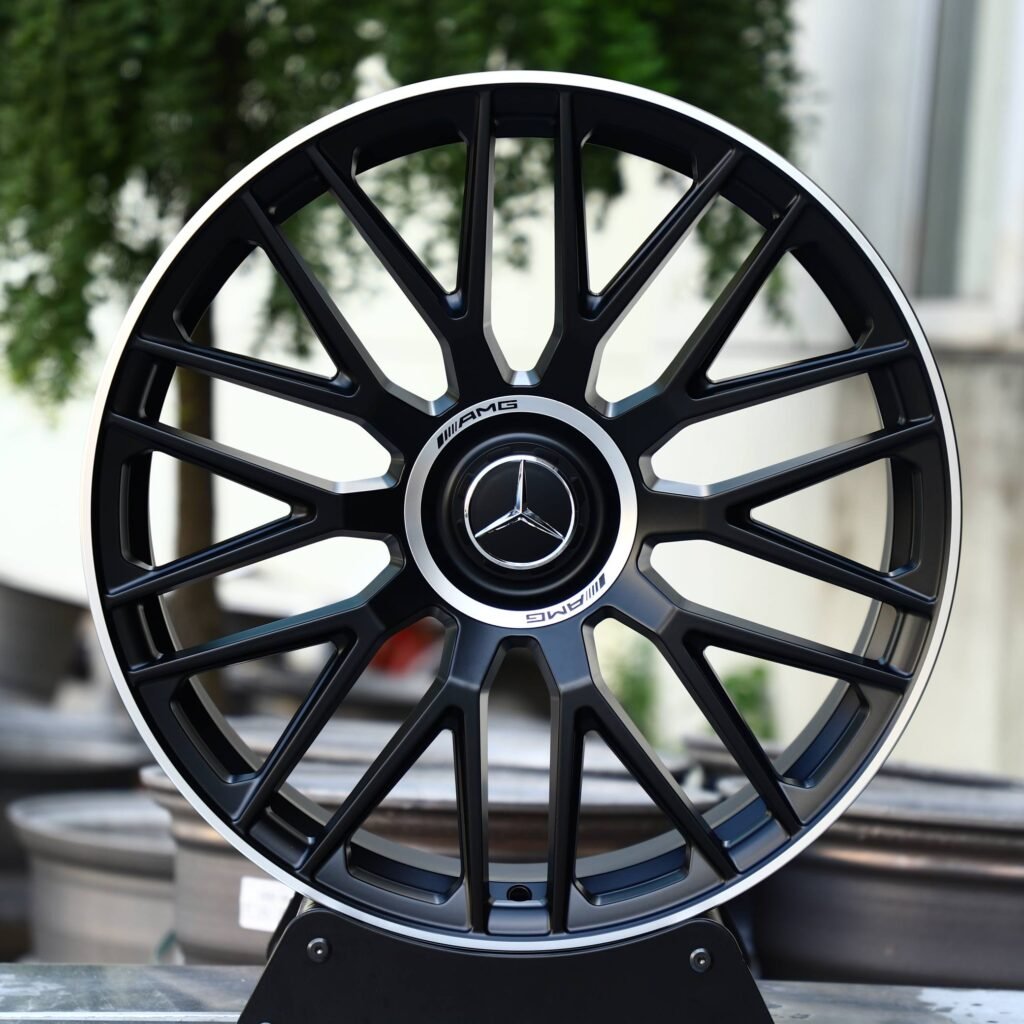 Mercedes-Benz E-Class wheels – Gloss Black 10 Y-Spoke Machined Lip, front view