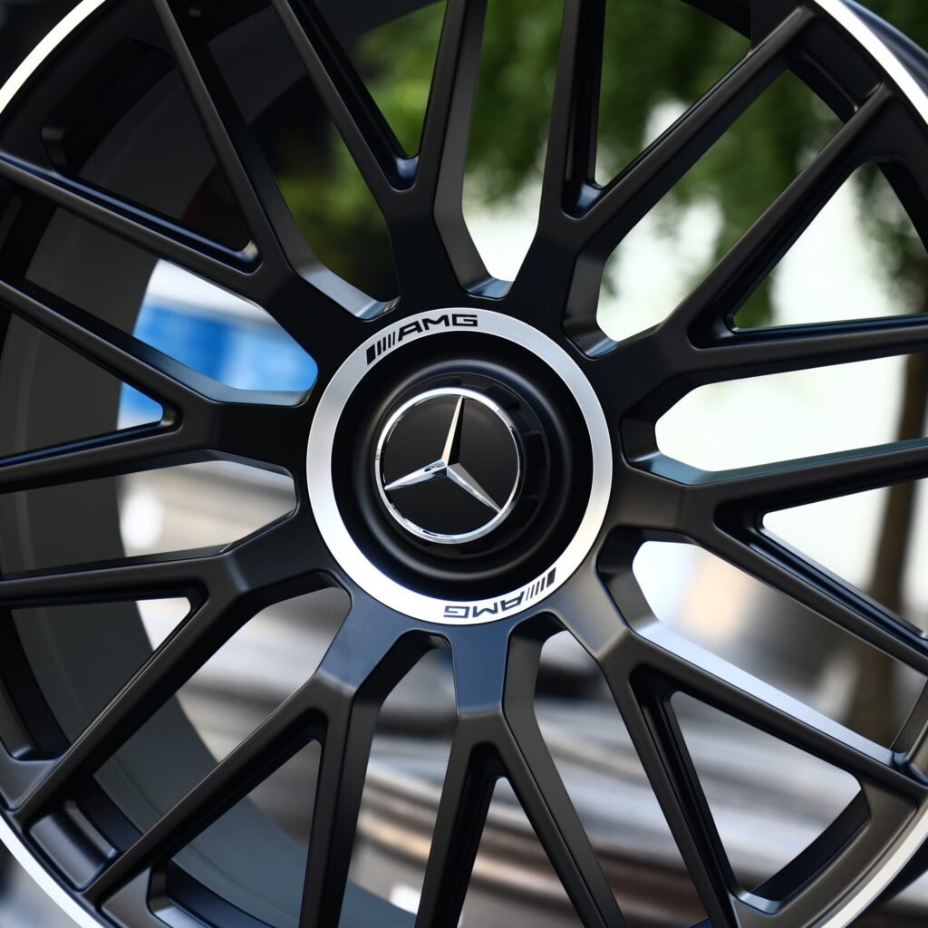 Audi Q7 wheels – Gloss Black 10 Y-Spoke Machined Lip, lip and barrel detail