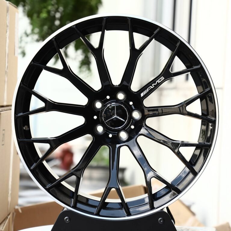 Mercedes-Benz E-Class wheels – Gloss Black 11 Y-Spoke, front view