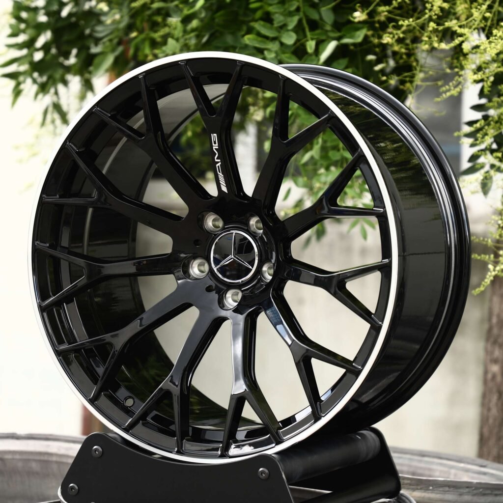 Mercedes-Benz S-Class wheels – Gloss Black 11 Y-Spoke, angled view