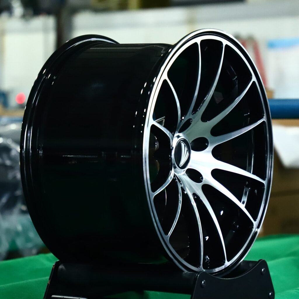 5x112 wheels – Gloss Black 12-Spoke Machined Face Concave, side view