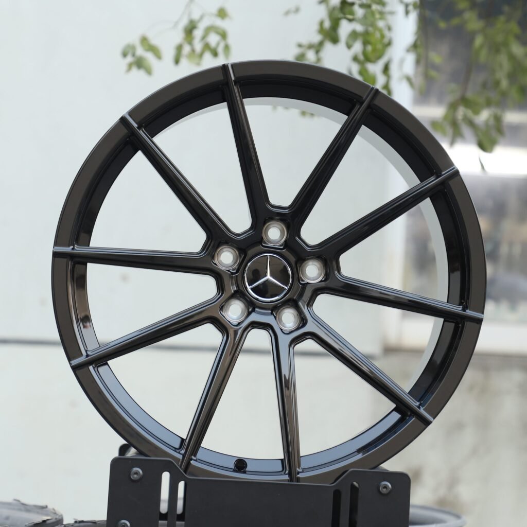 Mercedes-Benz Style Gloss Black 5 Y-Spoke Forged Wheels - Mercedes-Benz E-Class / Mercedes-Benz S-Class Fitment (5-Lug) Monoblock forged wheel