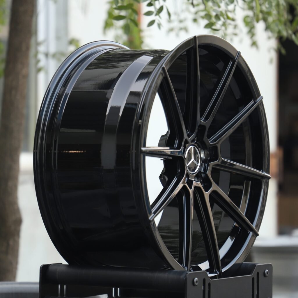 Mercedes-Benz Style Gloss Black 5 Y-Spoke Forged Wheels - Mercedes-Benz E-Class / Mercedes-Benz S-Class Fitment (5-Lug) view 4