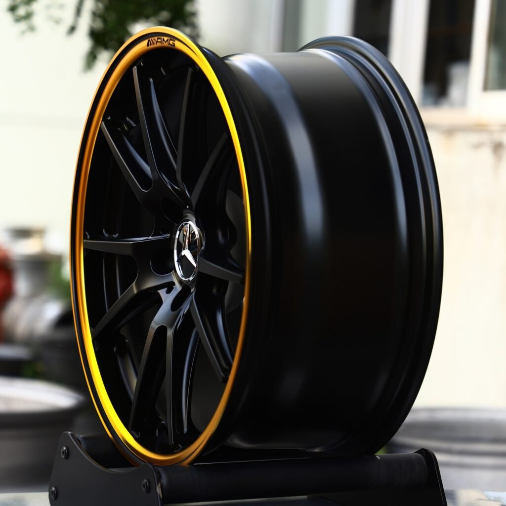 5x112 wheels – Gloss Black / Gold 10-Spoke, side view