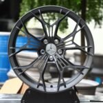 Mercedes-Benz E-Class / S-Class Forged Wheels – Gloss Black / Gunmetal Cross Split-Spoke