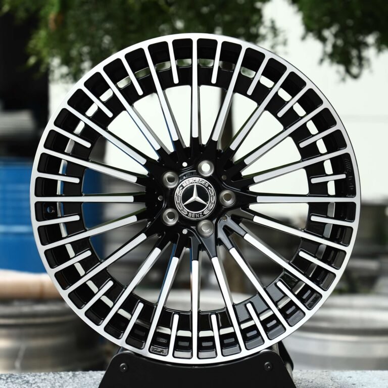 Mercedes-Benz E-Class wheels – Gloss Black Multi-Spoke Machined Face, front view
