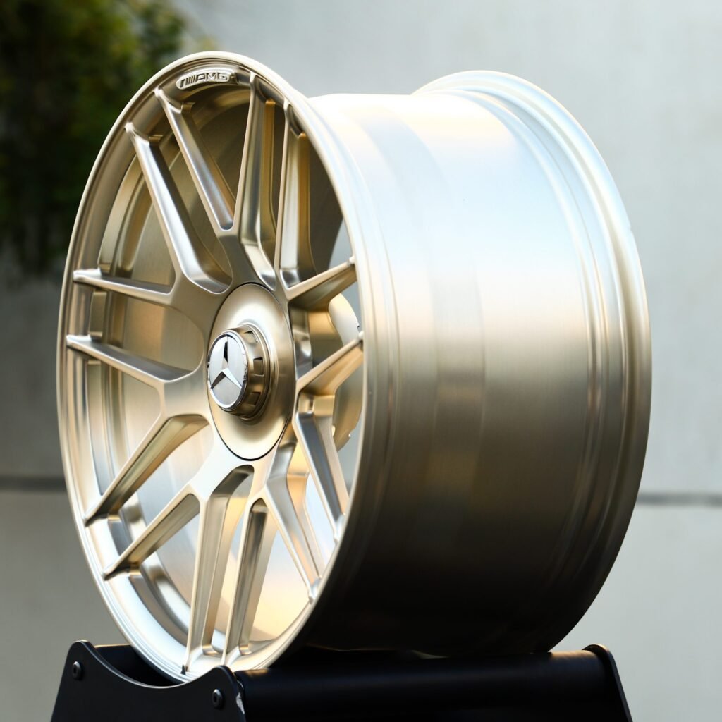 5x112 wheels – Gold 7 Y-Spoke, side view