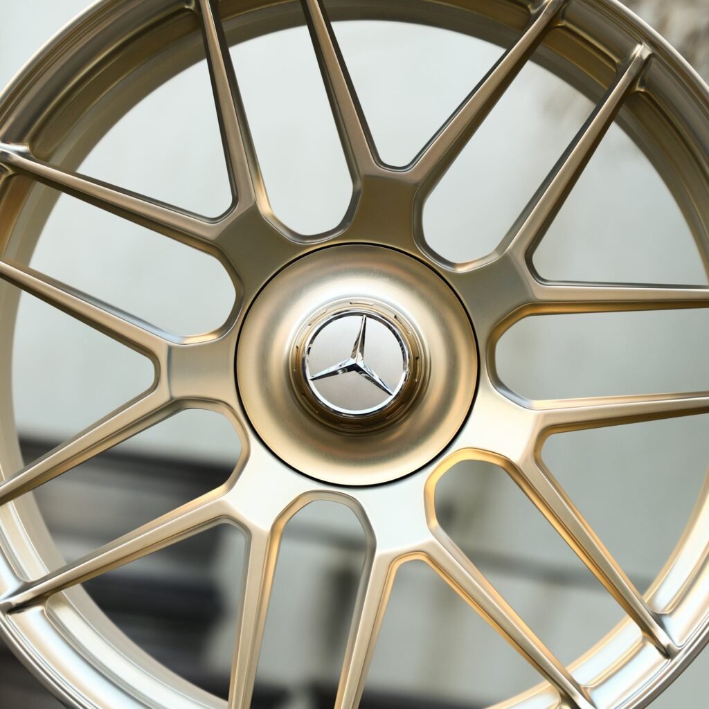 Audi Q7 wheels – Gold 7 Y-Spoke, lip and barrel detail