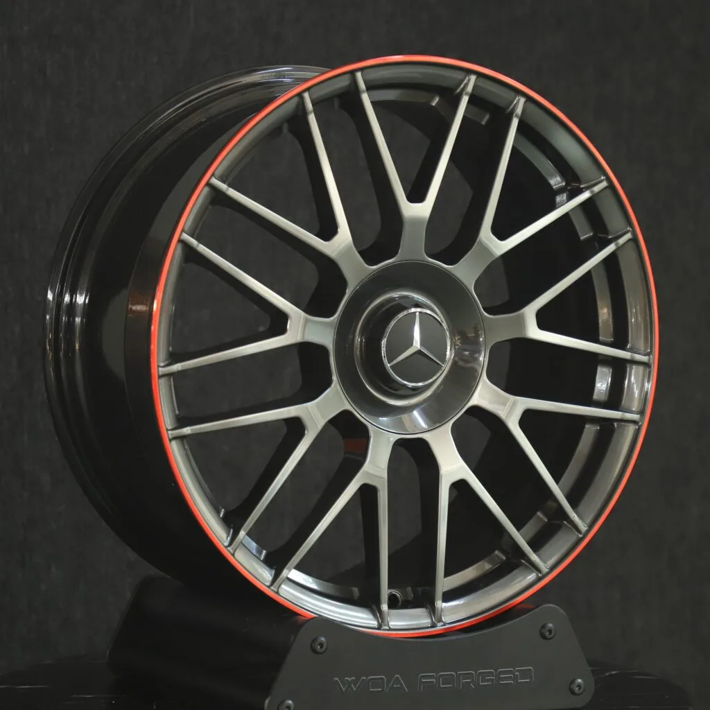 Mercedes-Benz S-Class wheels – Gunmetal / Red Ring Mesh Machined Face, angled view