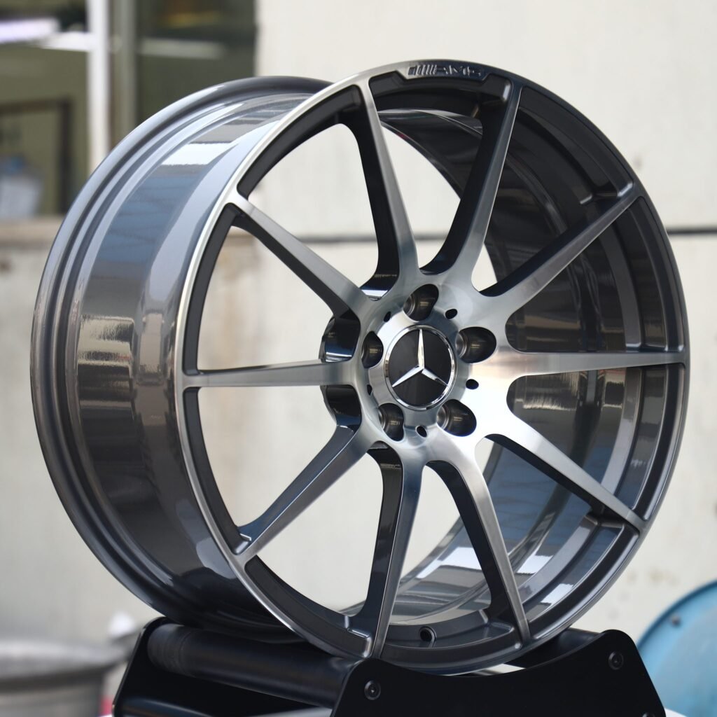 Mercedes-Benz Style Machined Silver Multi-Spoke Forged Wheels - Mercedes-Benz E-Class / Mercedes-Benz S-Class Fitment (5-Lug) view 2