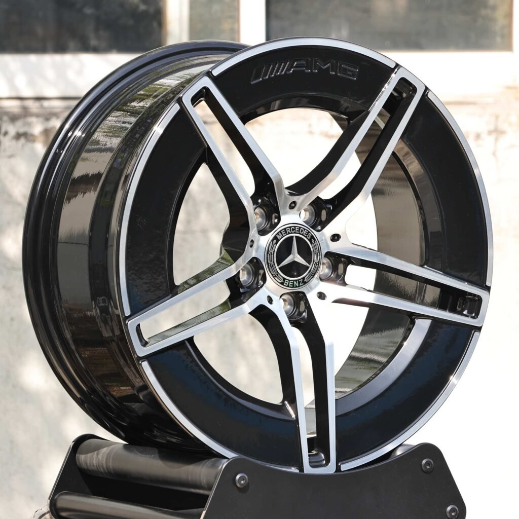 Mercedes-Benz Style Matte Silver 5-Spoke Machined Face Forged Wheels - Mercedes-Benz E-Class / Mercedes-Benz S-Class Fitment (5-Lug) view 3