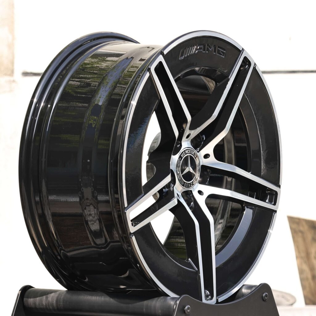 Mercedes-Benz Style Matte Silver 5-Spoke Machined Face Forged Wheels - Mercedes-Benz E-Class / Mercedes-Benz S-Class Fitment (5-Lug) view 4