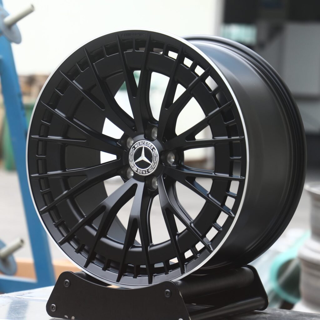 Mercedes-Benz Style Matte Silver Double-Ring Spoke Forged Wheels - Mercedes-Benz E-Class / Mercedes-Benz S-Class Fitment (5-Lug) view 3