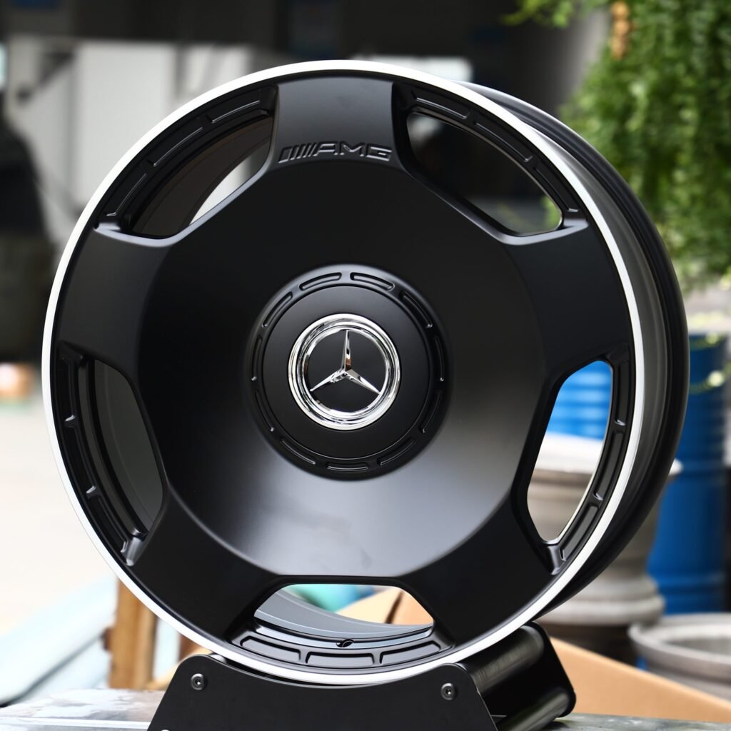 Mercedes-Benz Style Matte Silver Full-Face Forged Wheels - Mercedes-Benz E-Class / Mercedes-Benz S-Class Fitment (5-Lug) view 2