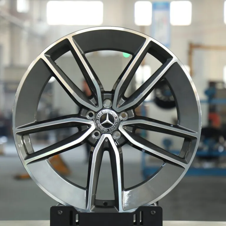 Mercedes-Benz E-Class / S-Class Forged Wheels – Metallic Gray 5-Spoke Machined Face, front view