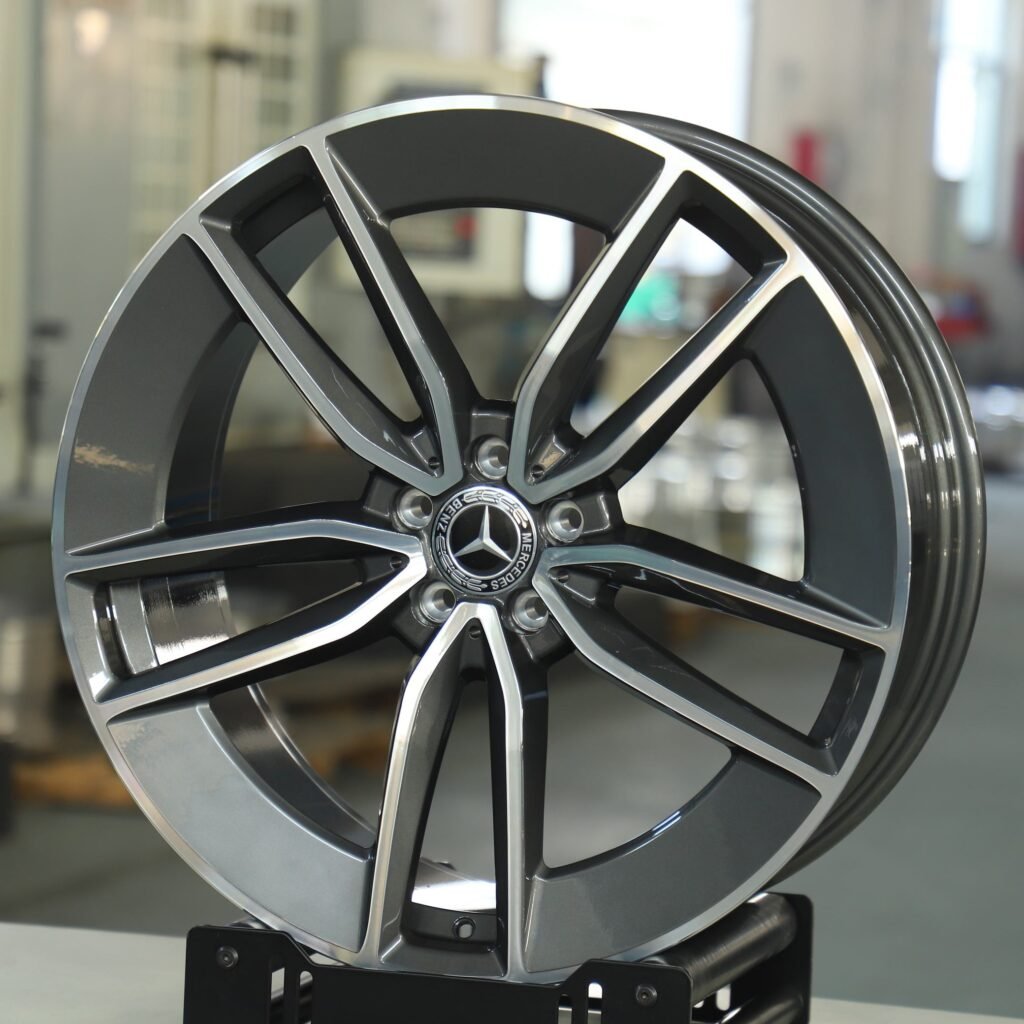 Mercedes-Benz S-Class wheels – Metallic Gray 5-Spoke Machined Face, angled view