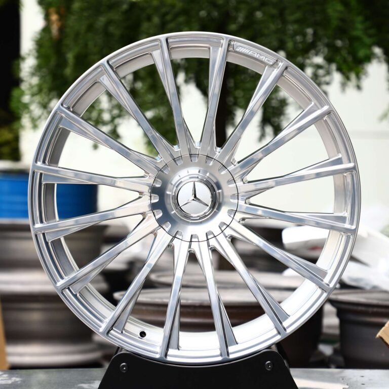 Mercedes-Benz E-Class wheels – Silver 16-Spoke, front view