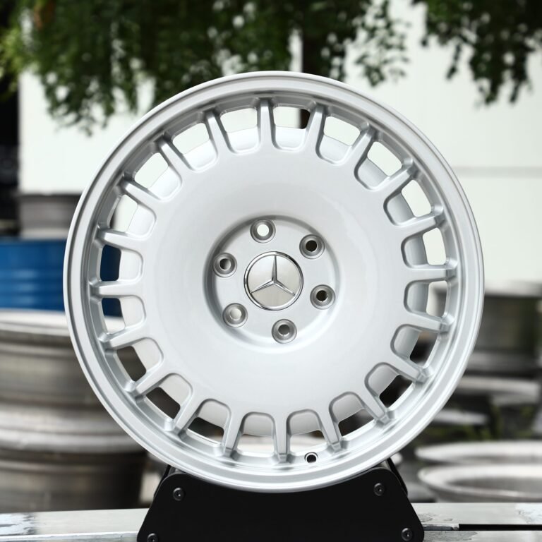 Mercedes-Benz E-Class wheels – Silver Full-Face, front view