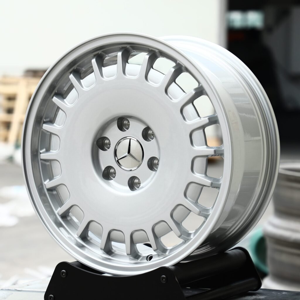 Mercedes-Benz S-Class wheels – Silver Full-Face, angled view