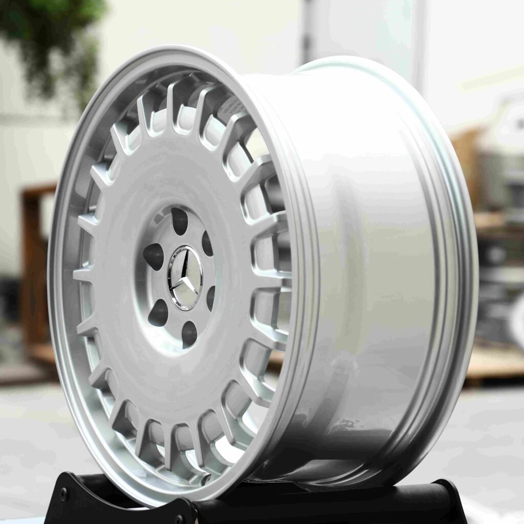 5x112 wheels – Silver Full-Face, side view