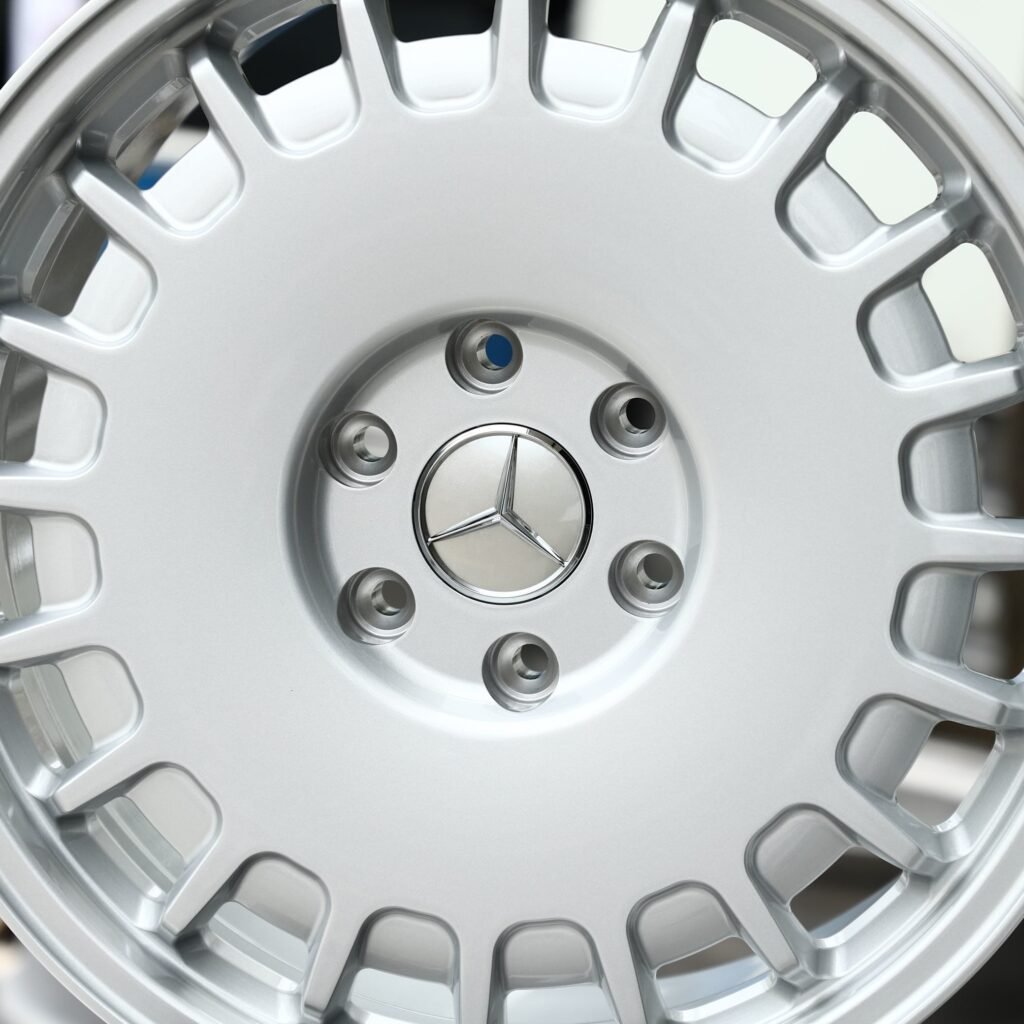 Mercedes-Benz C-Class W206 wheels – Silver Full-Face, lip and barrel detail
