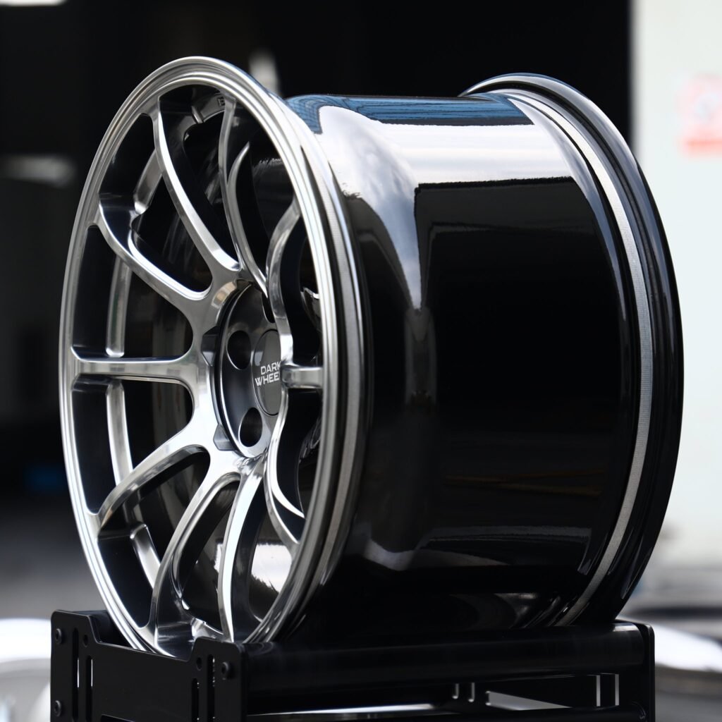 5x130 wheels – Metallic Gray 10-Spoke, side view