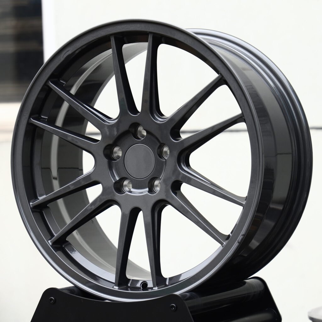BMW M3 wheels – Metallic Gray 10-Spoke, angled view