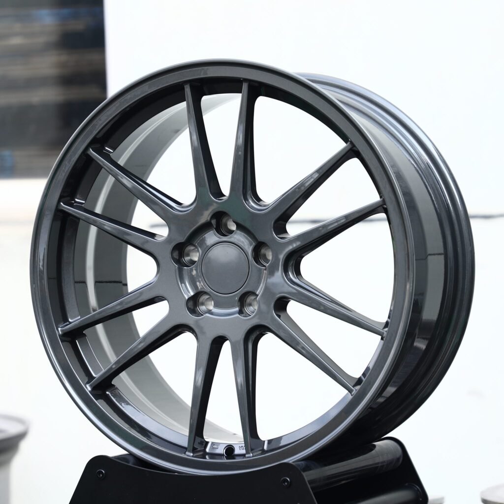 5x114.3 wheels – Metallic Gray 12-Spoke, side view
