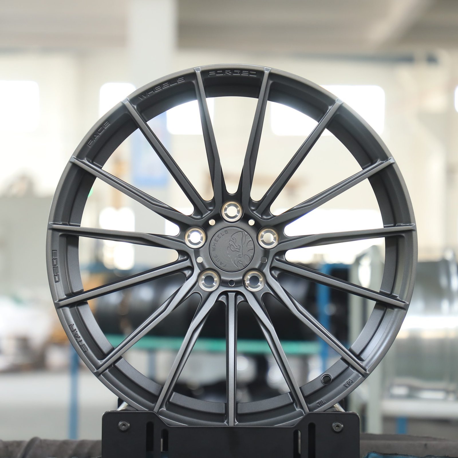 Toyota GR86 wheels – Metallic Gray 5 W-Spoke, front view