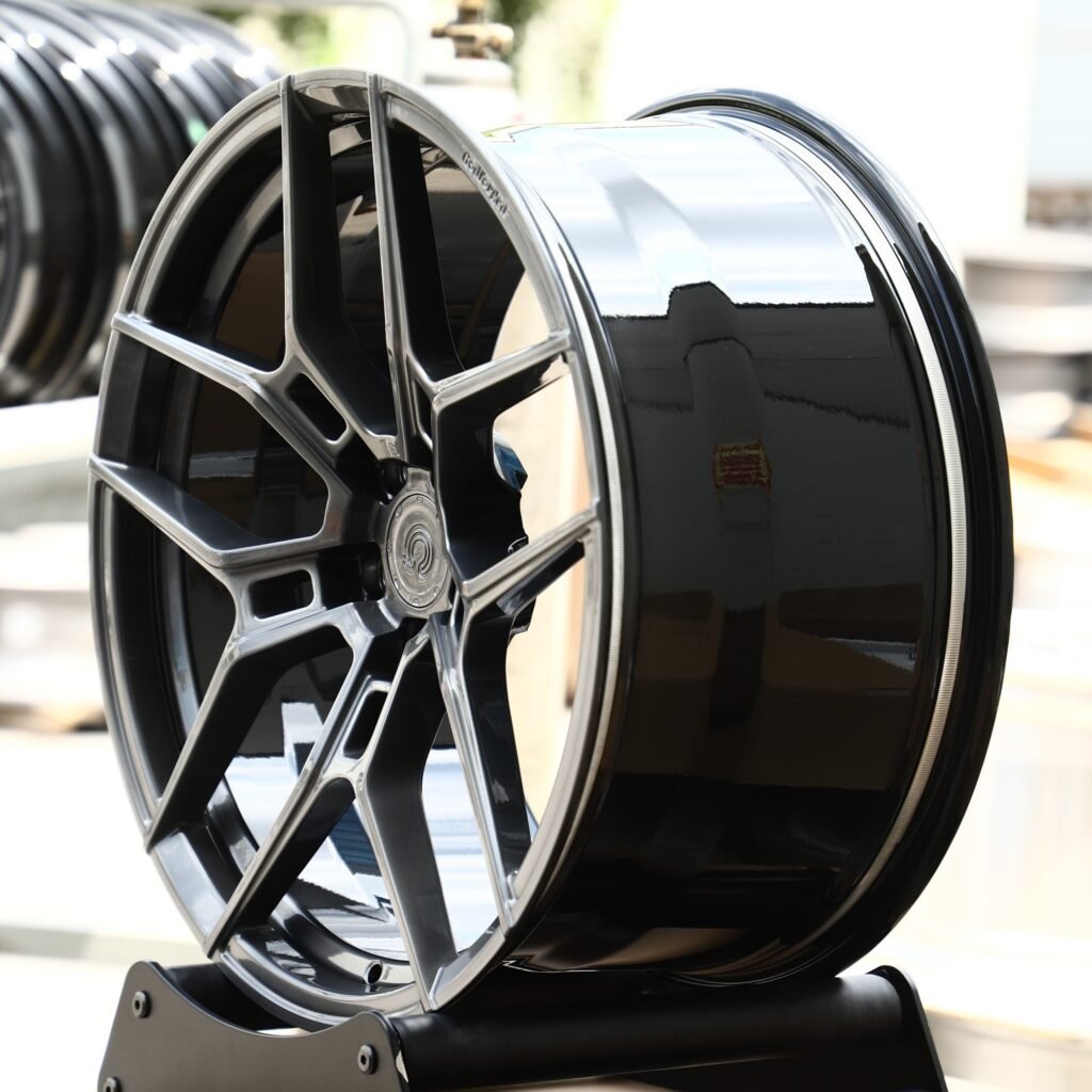 5x114.3 wheels – Metallic Gray 5 Y-Spoke Concave, side view
