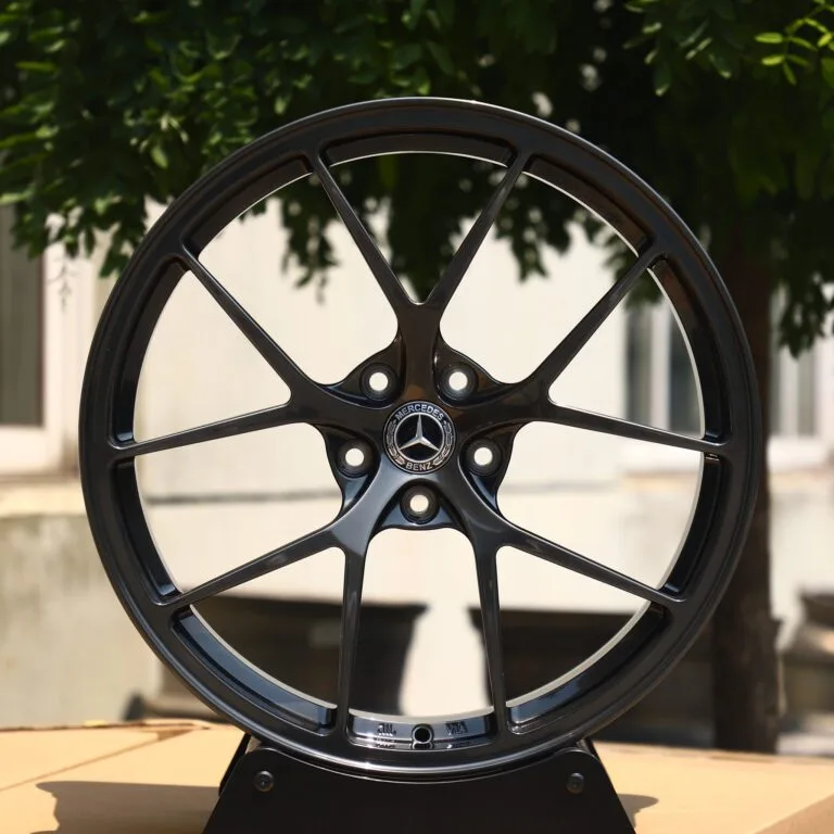 BMW M3 G80 wheels – Metallic Gray 5 Y-Spoke, front view