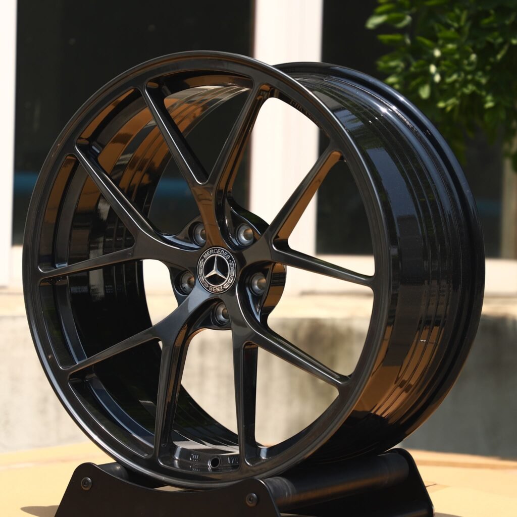 Honda Civic Type R wheels – Metallic Gray 5 Y-Spoke, angled view