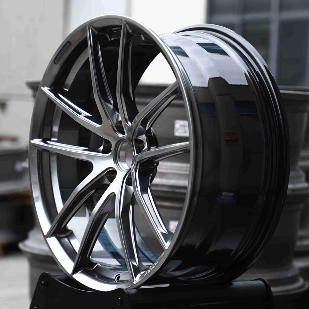 5x112 wheels – Metallic Gray 5 Y-Spoke, side view