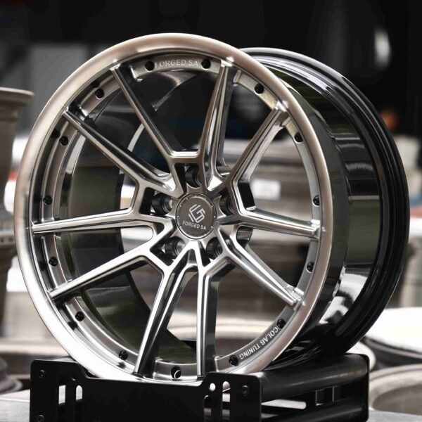 Porsche 911 wheels – Metallic Gray 5 Y-Spoke Riveted, front view