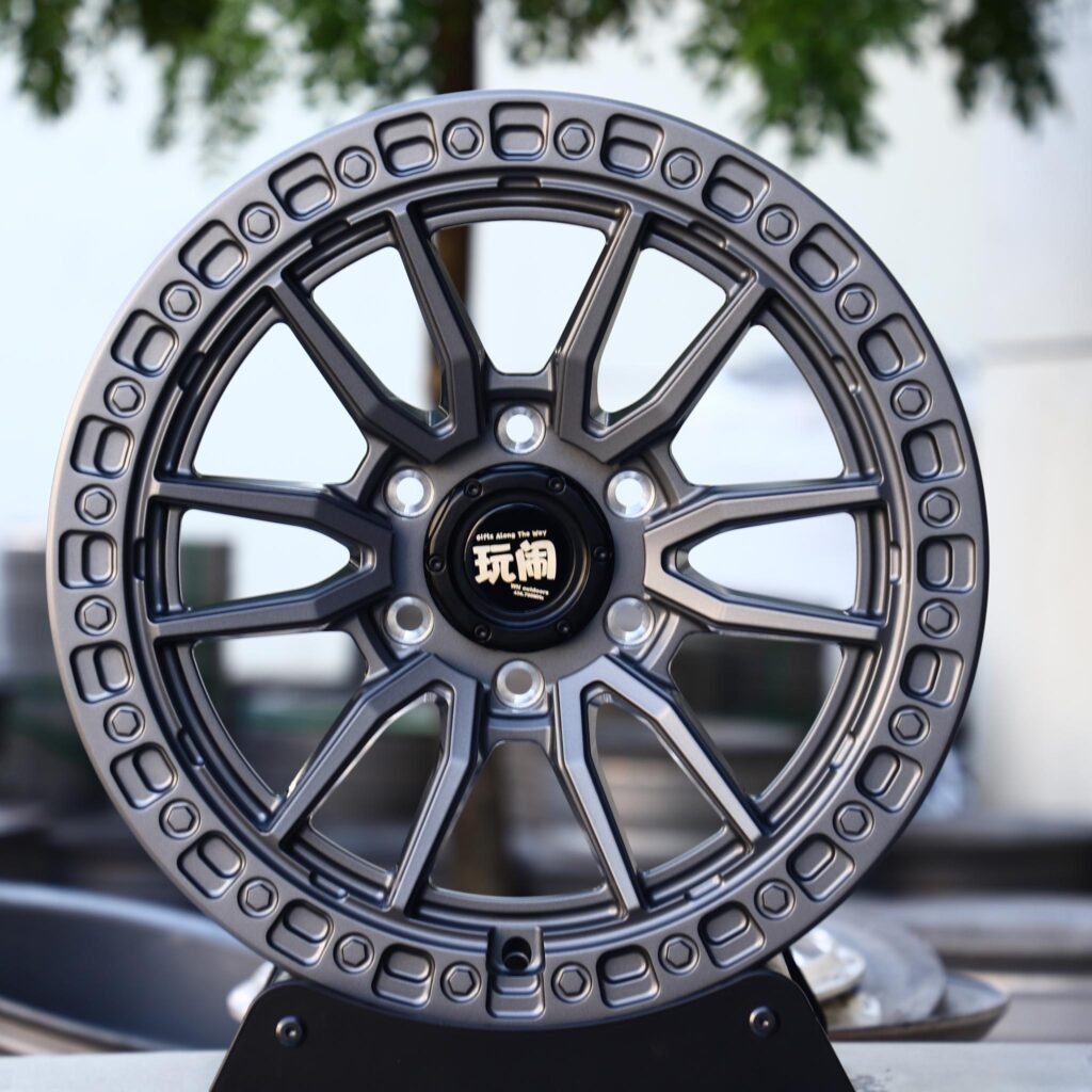 Ford F-150 wheels – Metallic Gray 6 V-Spoke Exposed Bolt Detail, front view