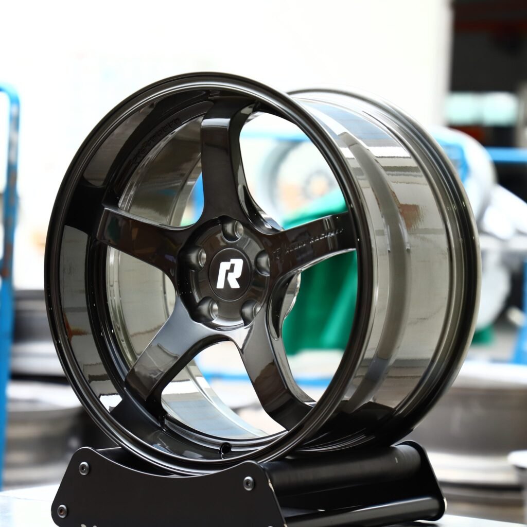 Honda Civic Type R wheels – Metallic Gray Deep Lip, angled view