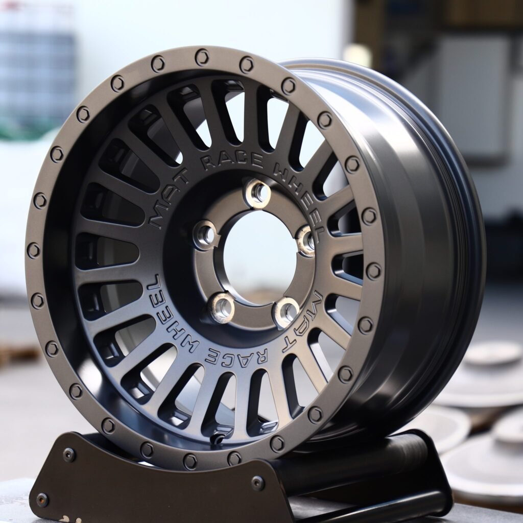 Toyota Land Cruiser wheels – Metallic Gray Exposed Bolt Detail, angled view