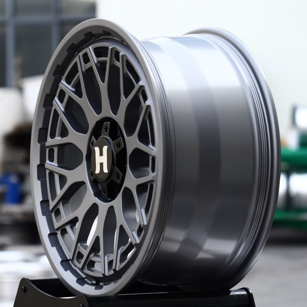6x135 wheels – Metallic Gray Mesh, side view