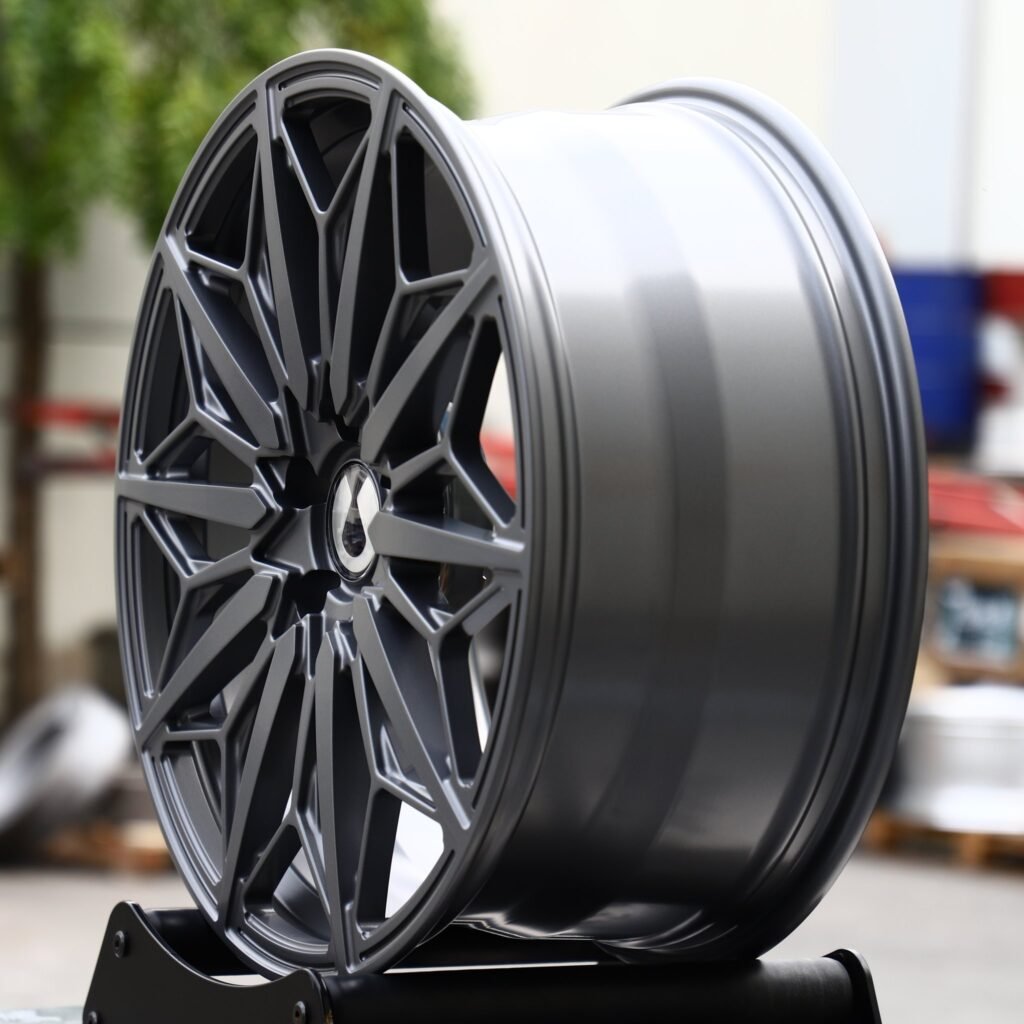 Metallic Gray Split Forged Wheels - Zeekr 001 / Zeekr 007 Fitment (5-Lug) view 3