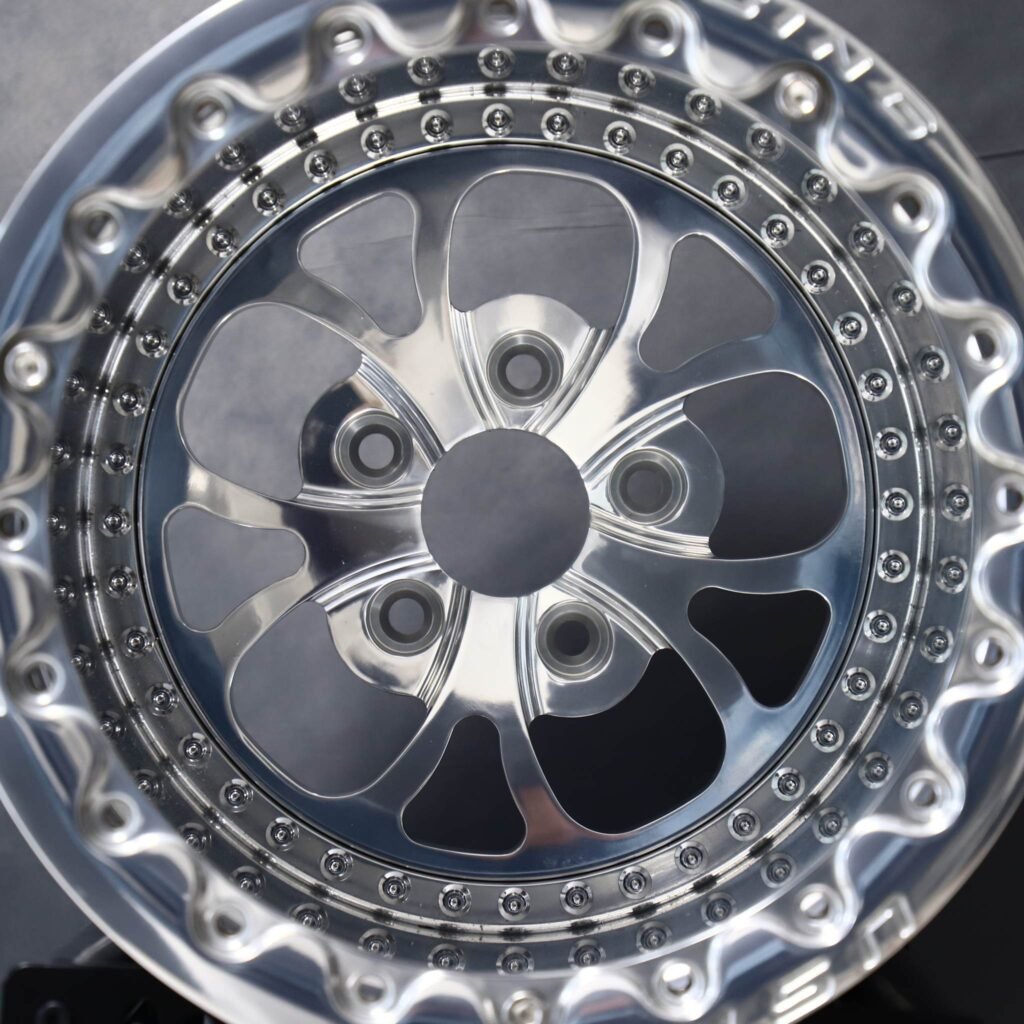 Dodge Charger wheels – Mirror Polished 5-Spoke 3-Piece, lip and barrel detail