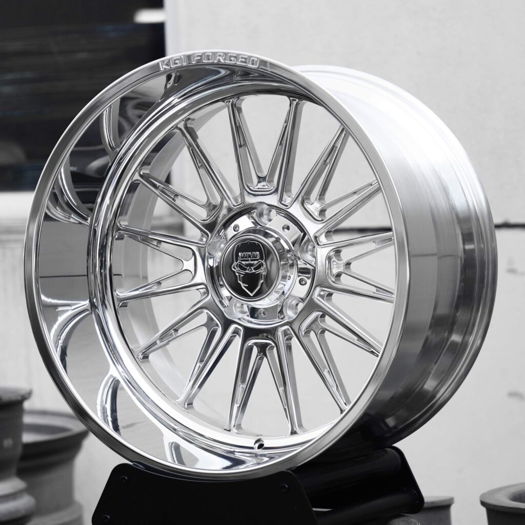 Chevrolet Silverado 2500HD wheels – Mirror Polished H-Type 12-Spoke, angled view