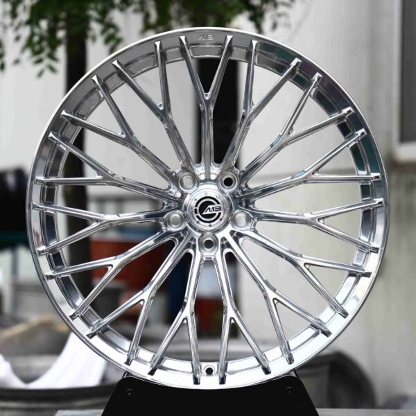 Porsche 911 wheels – Mirror Polished Silver 15 Y-Spoke, front view
