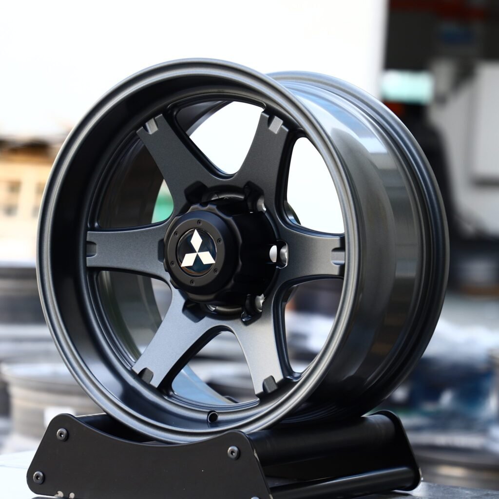 Mitsubishi Shogun wheels – Gray Deep Lip (Mitsubishi OEM-Style), angled view