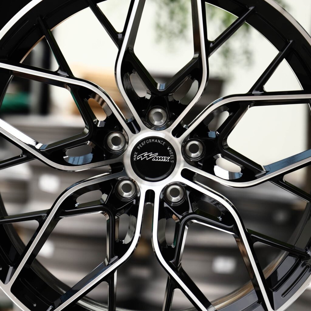 Audi A4 B9 wheels – MMX Matte Silver Petal Cross-Spoke, lip and barrel detail