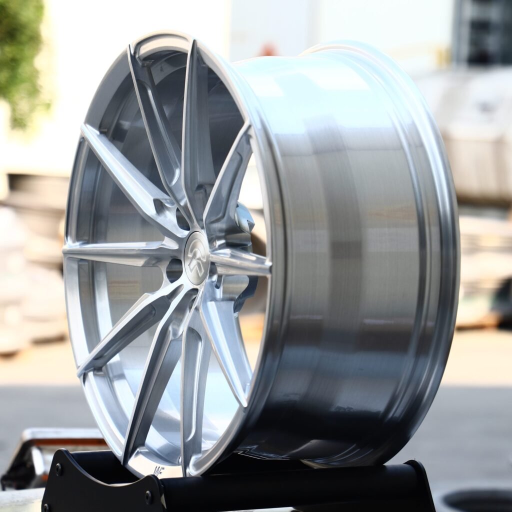 5x120 wheels – Silver 10-Spoke, side view